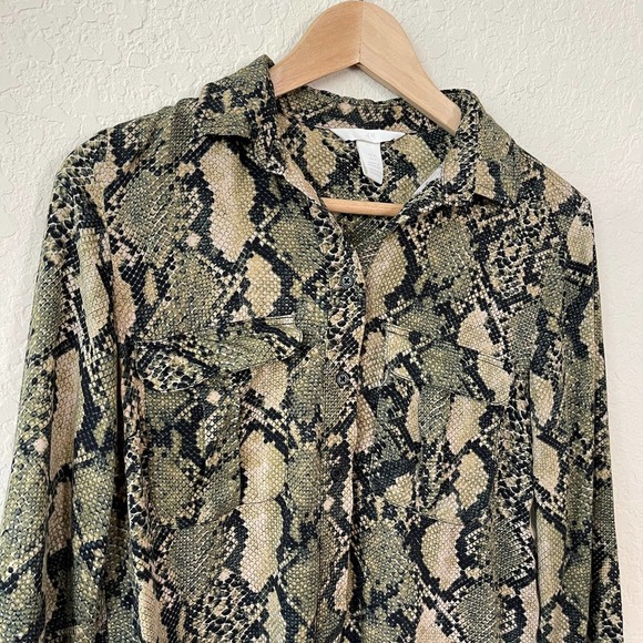 H&M | BUTTON DOWN SHIRT SIZE 4 - Picture 2 of 4